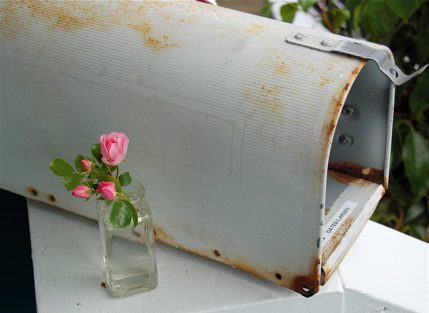 rustymailbox2.jpg